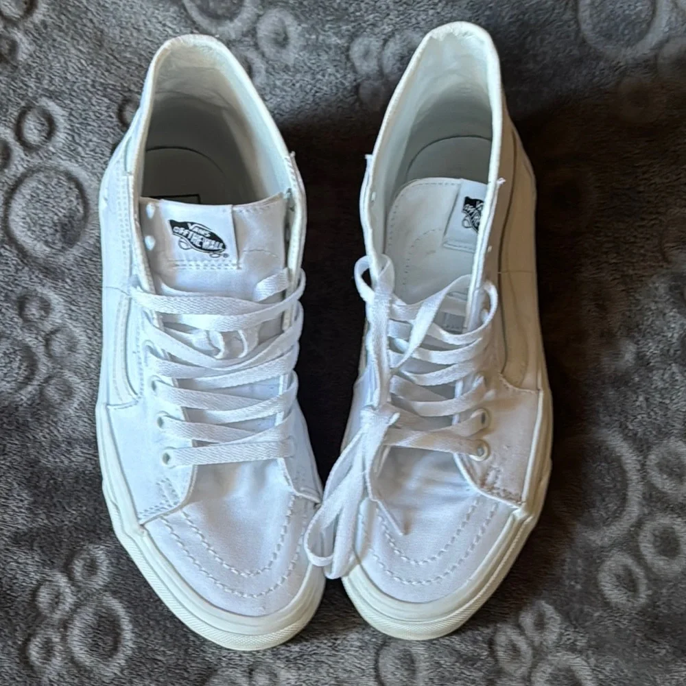 Vans Classic White High-Tops - Picture 1 of 13